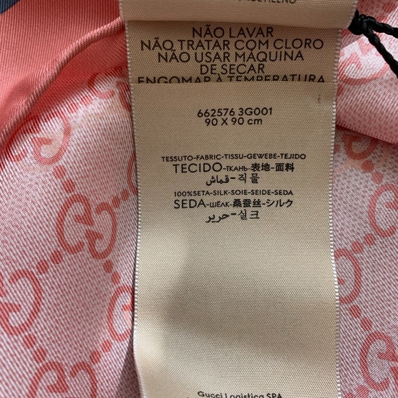 Gucci GG print scarf in pink. Brand new!! - Picture 4 of 7